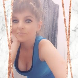 Meet your Posher, Mandy